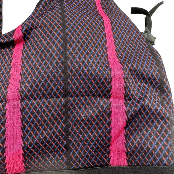 KORAL Black Skyscraper Striped criss croos back Sports Bra size M - Picture 6 of 8